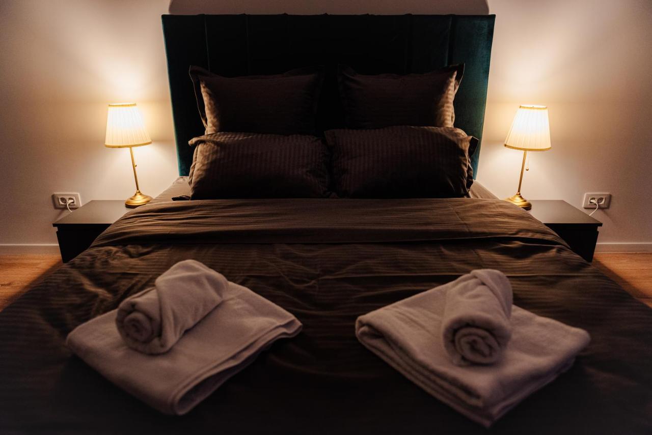 New Luxury City Center Studio บูคาเรสต์ ภายนอก รูปภาพ