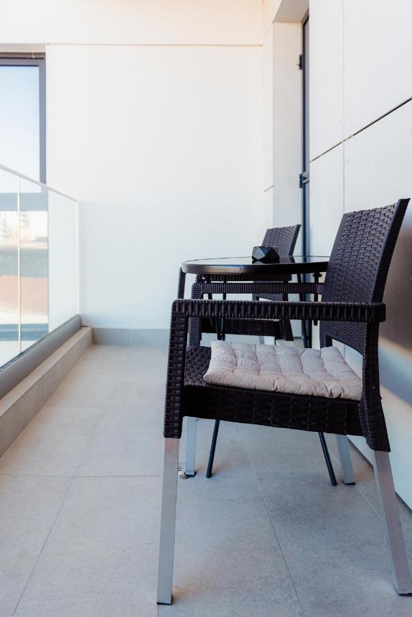 New Luxury City Center Studio บูคาเรสต์ ภายนอก รูปภาพ